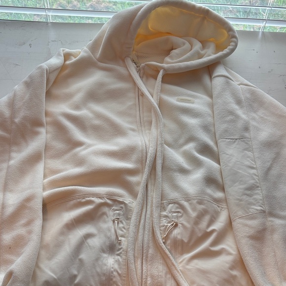 Skims fleece Cream Zip-Up Hoodie
Size 2X - Picture 1 of 4